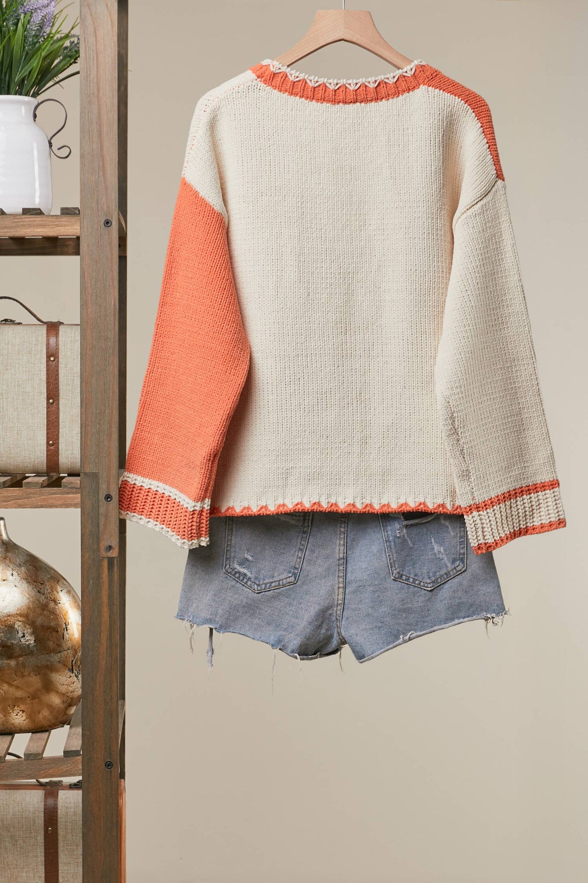 Embroidered Front Pocket Cardigan