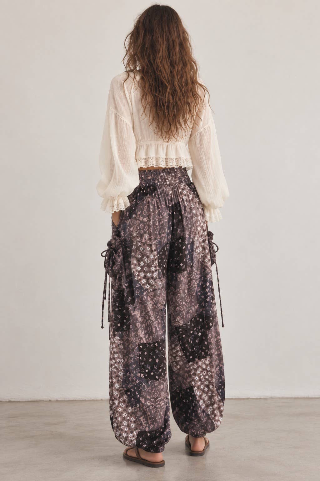BOHO FLORAL CARGO PANTS