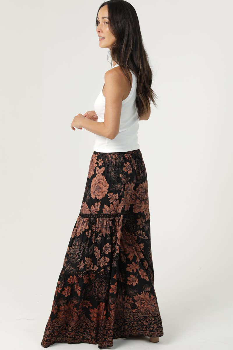 N5R84-WB08 PRINTED WIDE LEG FLARE PANTS WITH LACE TRIM