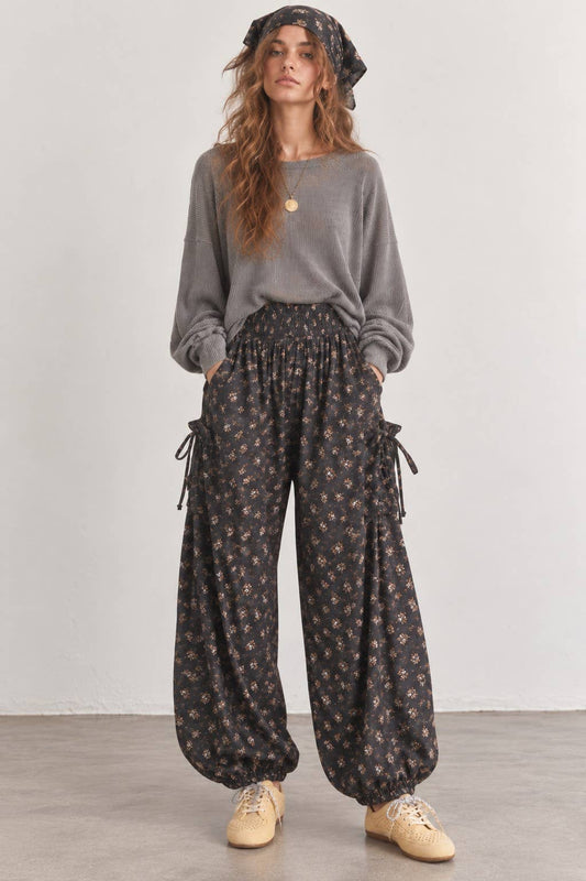 BOHO FLORAL CARGO PANTS